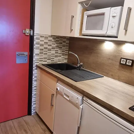 Appartement Rénové, 3/4 Pers, Skis Aux Pieds, Vue Mont Blanc - Fr-1-181-2558 *