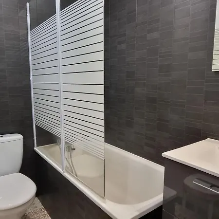 Apartment Renove Au Pied Des Pistes Avec Vue Mont-blanc - Fr-1-181-2558 *